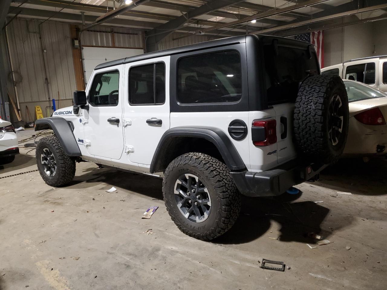 Image 2 of 2024 JEEP WRANGLER RUBICON 4XE 2024 with VIN 1C4RJXR65RW145713
