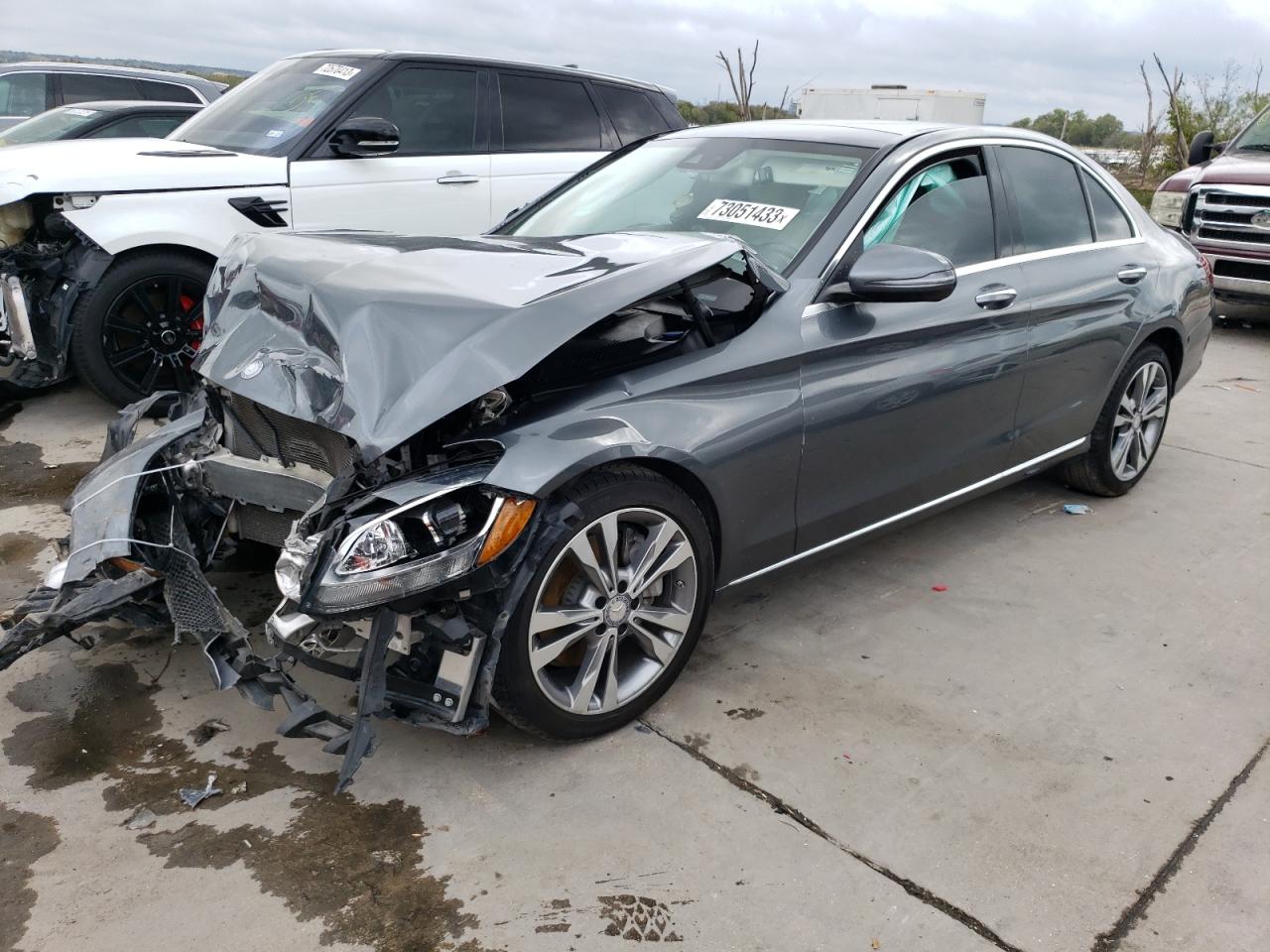 Obraz 1 z 2017 MERCEDES-BENZ C 300 2017 z VIN 55SWF4JB9HU188576