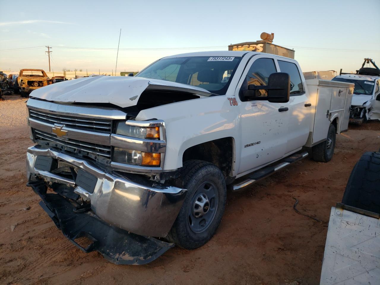 Изображение 2015 CHEVROLET SILVERADO K2500 HEAVY DUTY 2015