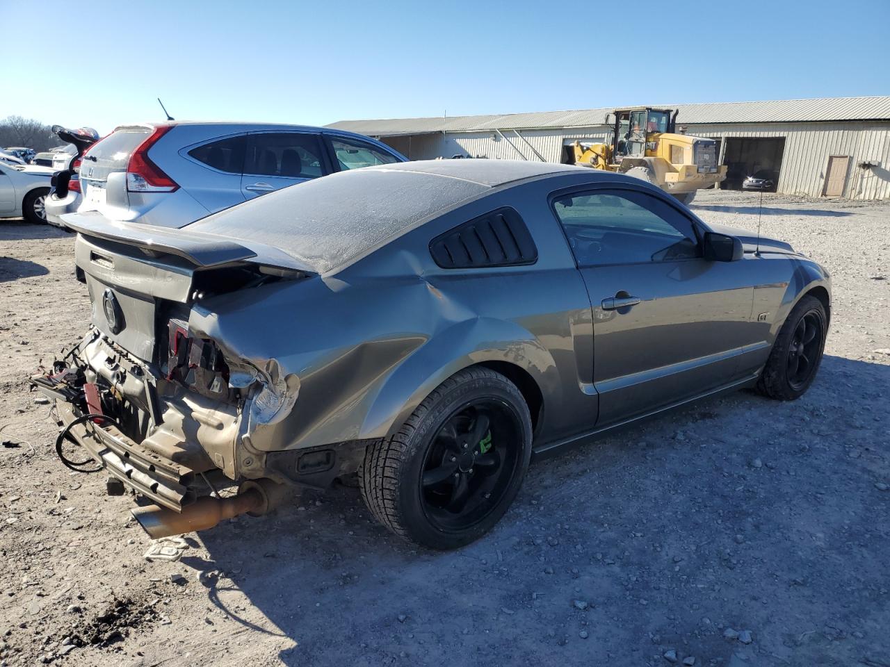 Obraz 3 z 2005 FORD MUSTANG GT 2005 z VIN 1ZVFT82H955175406