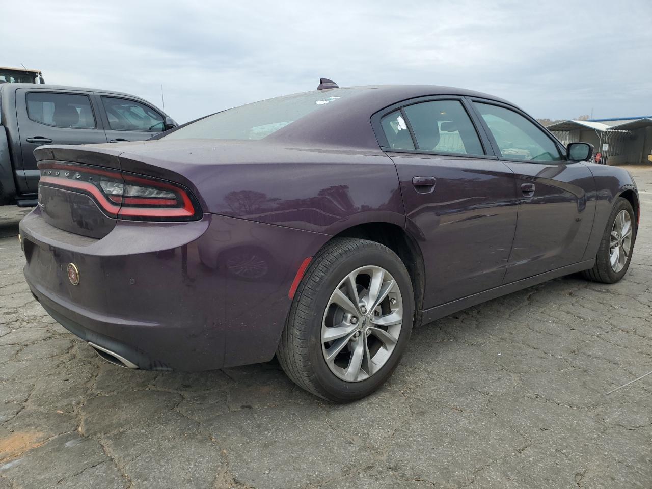 Image 3 of 2022 DODGE CHARGER SXT 2022 with VIN 2C3CDXJG9NH143431