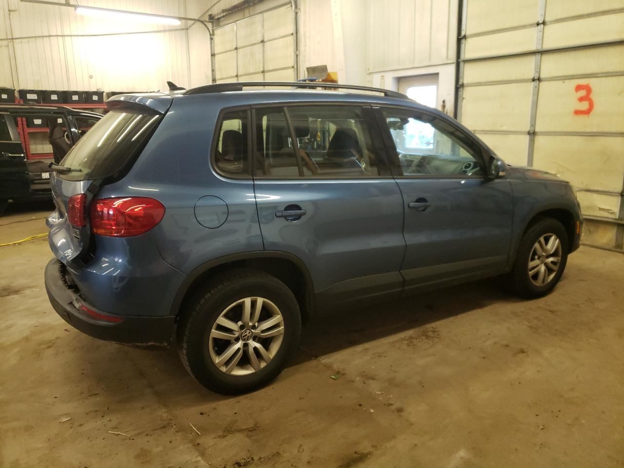 Image 3 of 2017 VOLKSWAGEN TIGUAN S 2017 with VIN WVGBV7AX7HW500241