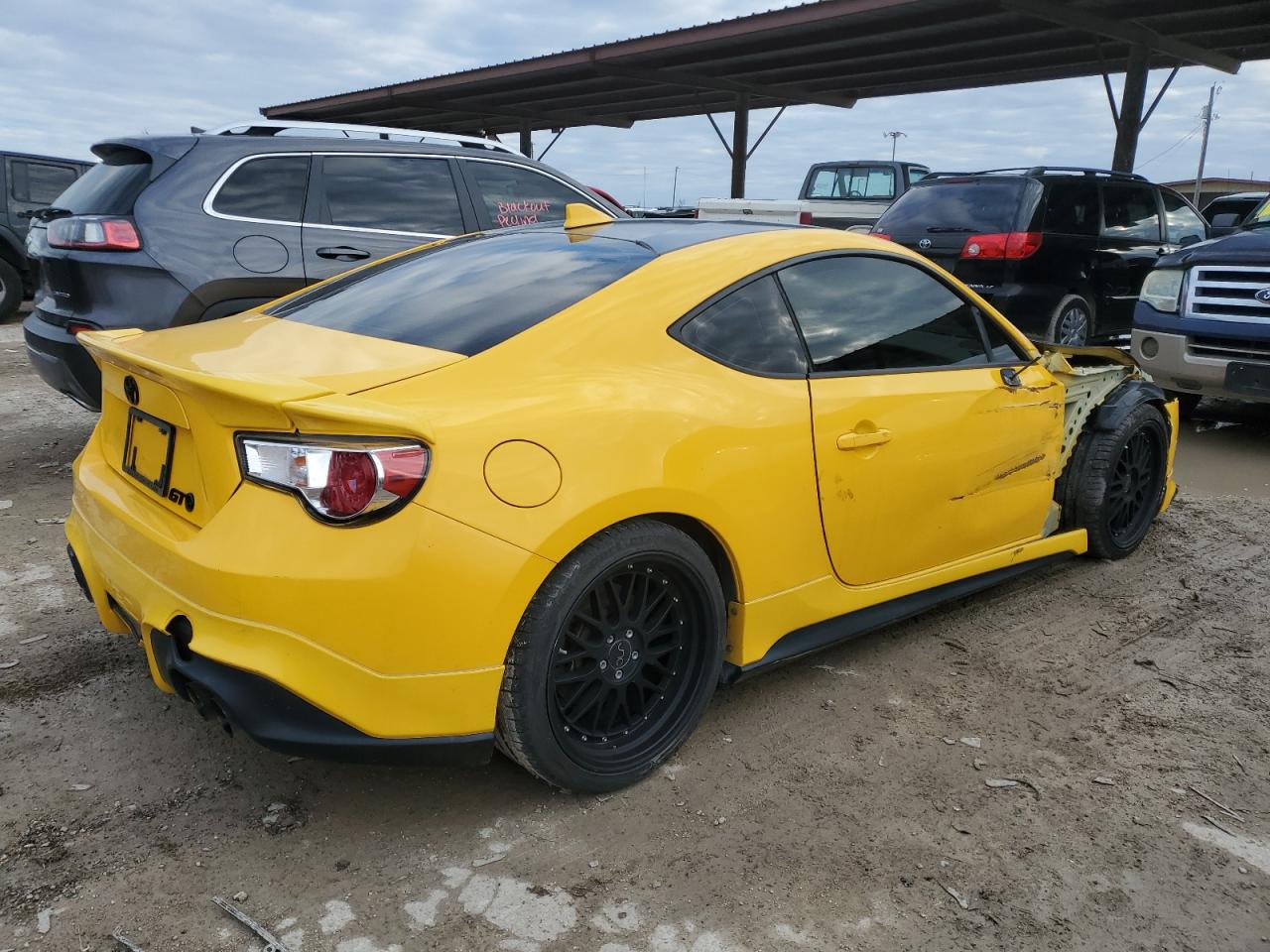Obraz 3 z 2015 TOYOTA SCION FR-S  2015 z VIN JF1ZNAA15F8706824