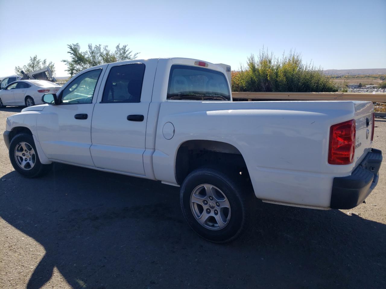 Obraz 2 z 2007 DODGE DAKOTA QUAD 2007 z VIN 1D7HE28K97S177060