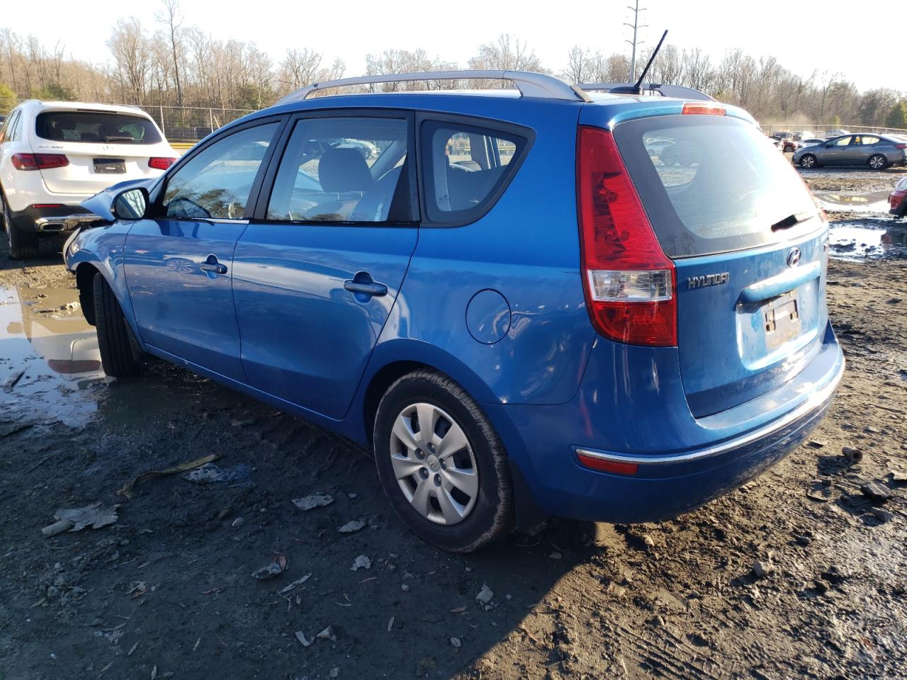 Image 2 of 2011 HYUNDAI ELANTRA TOURING GLS 2011 with VIN KMHDC8AE5BU093350