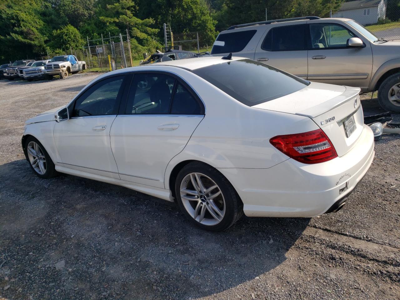 Image 2 of 2013 MERCEDES-BENZ C 300 4MATIC 2013 with VIN WDDGF8AB6DR278341