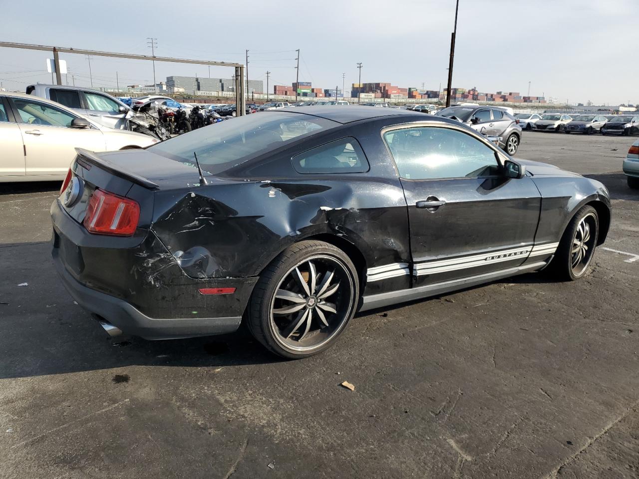 Image 3 of 2011 FORD MUSTANG  2011 with VIN 1ZVBP8AM7B5106338