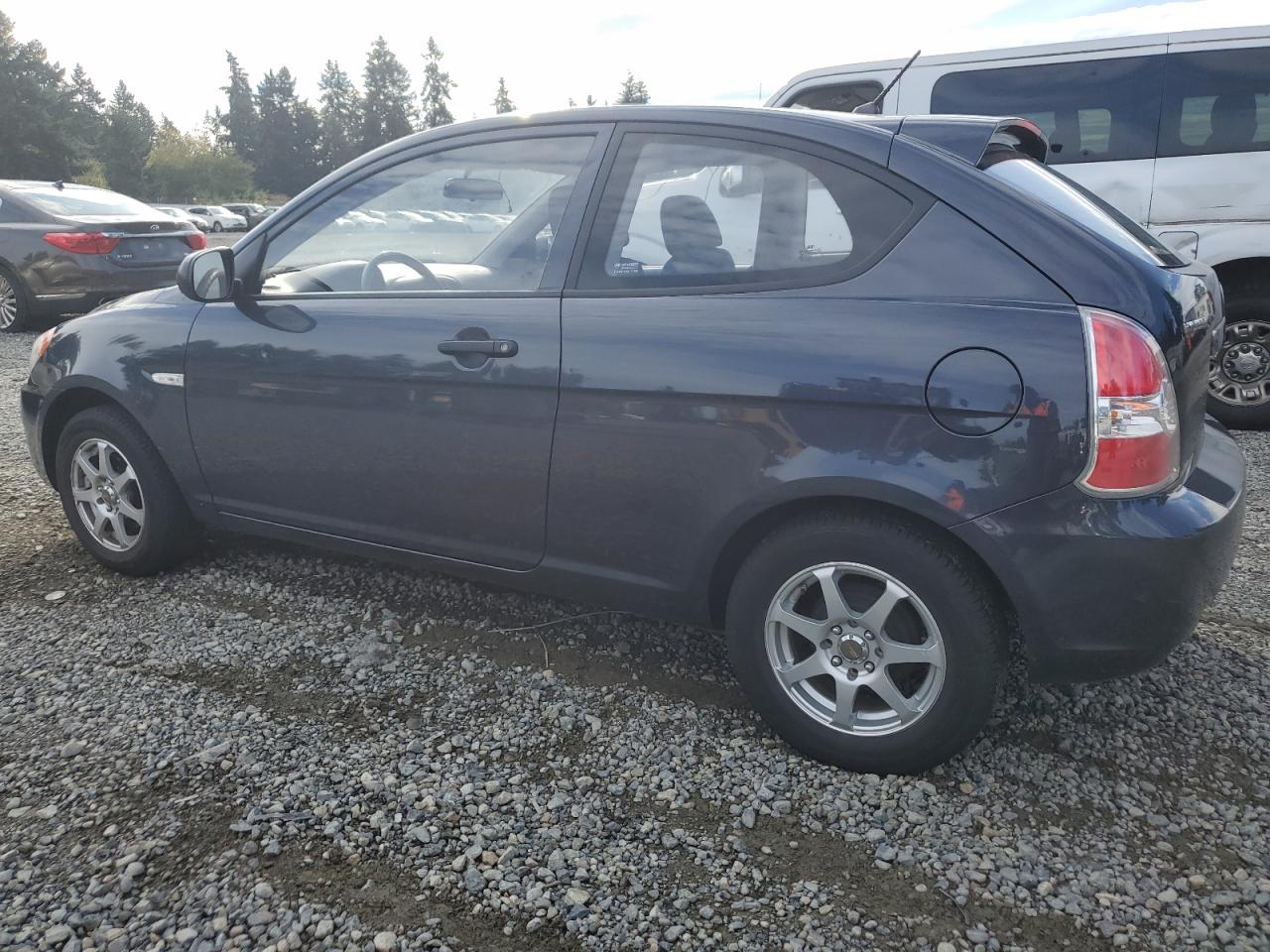 Image 2 of 2011 HYUNDAI ACCENT GL 2011 with VIN KMHCM3AC3BU194610
