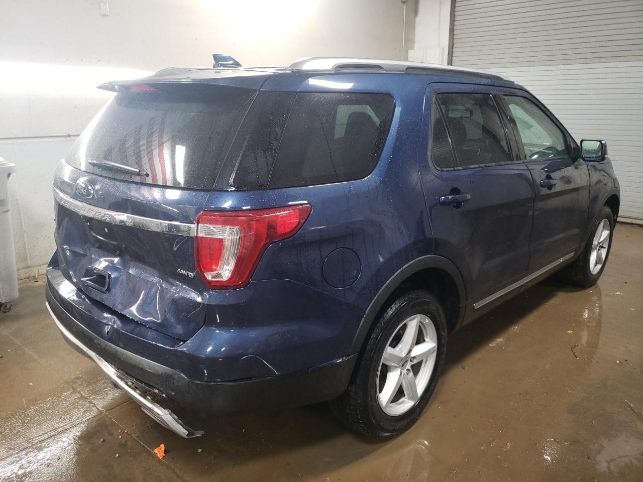 Изображение 3 2017 FORD EXPLORER XLT 2017 с VIN 1FM5K8D89HGE01754