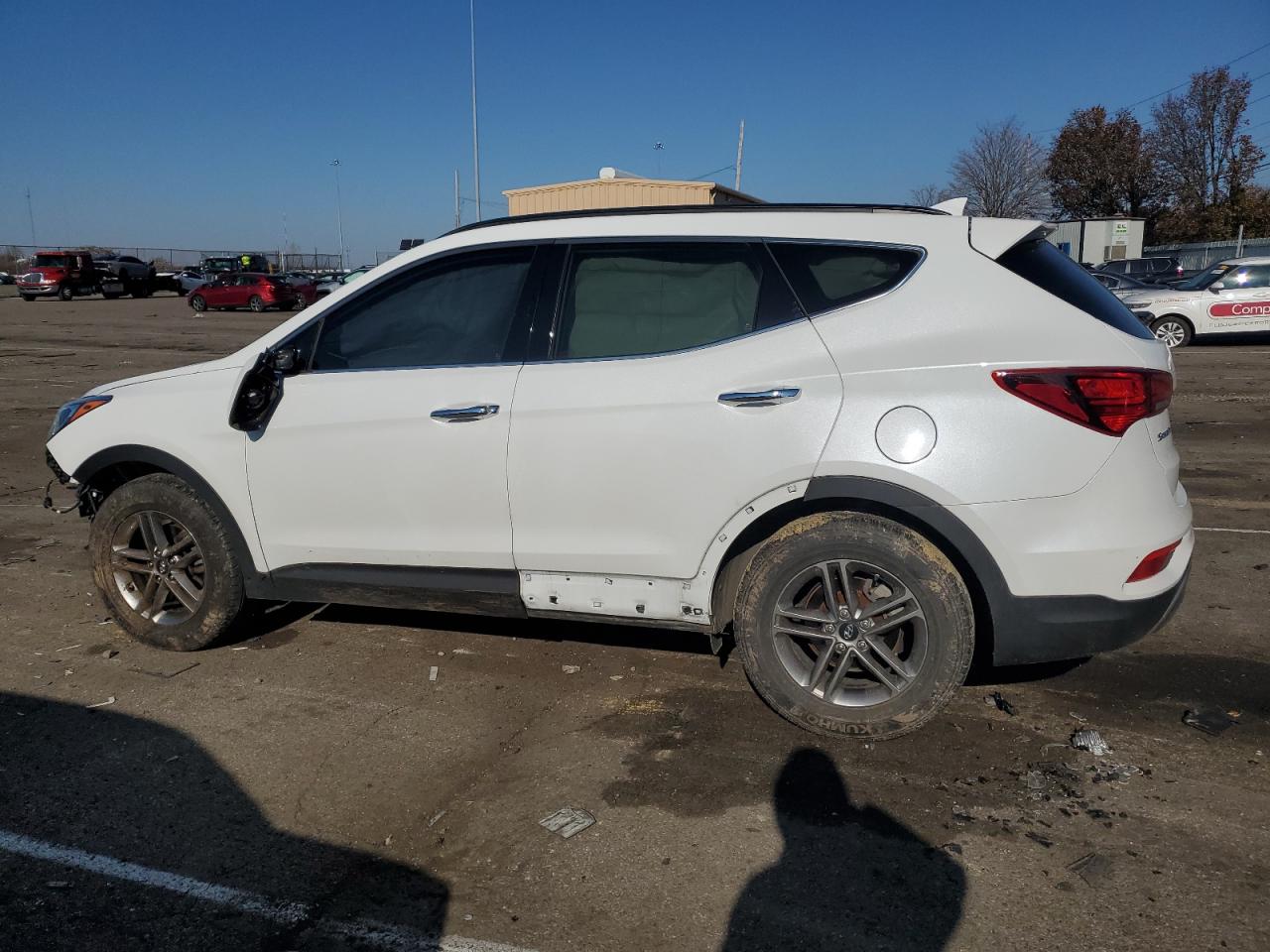 Obraz 2 z 2017 HYUNDAI SANTA FE SPORT  2017 z VIN 5NMZUDLB4HH025091