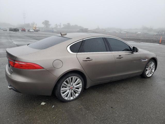 Image 3 of 2016 JAGUAR XF PRESTIGE 2016 with VIN SAJBK4BVXGCY19272