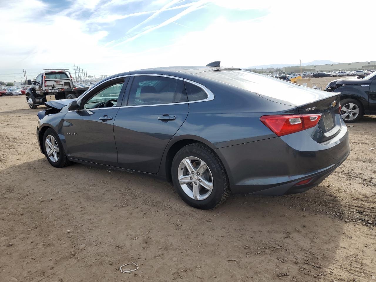 Изображение 2 2019 CHEVROLET MALIBU LS 2019 с VIN 1G1ZB5ST7KF118836