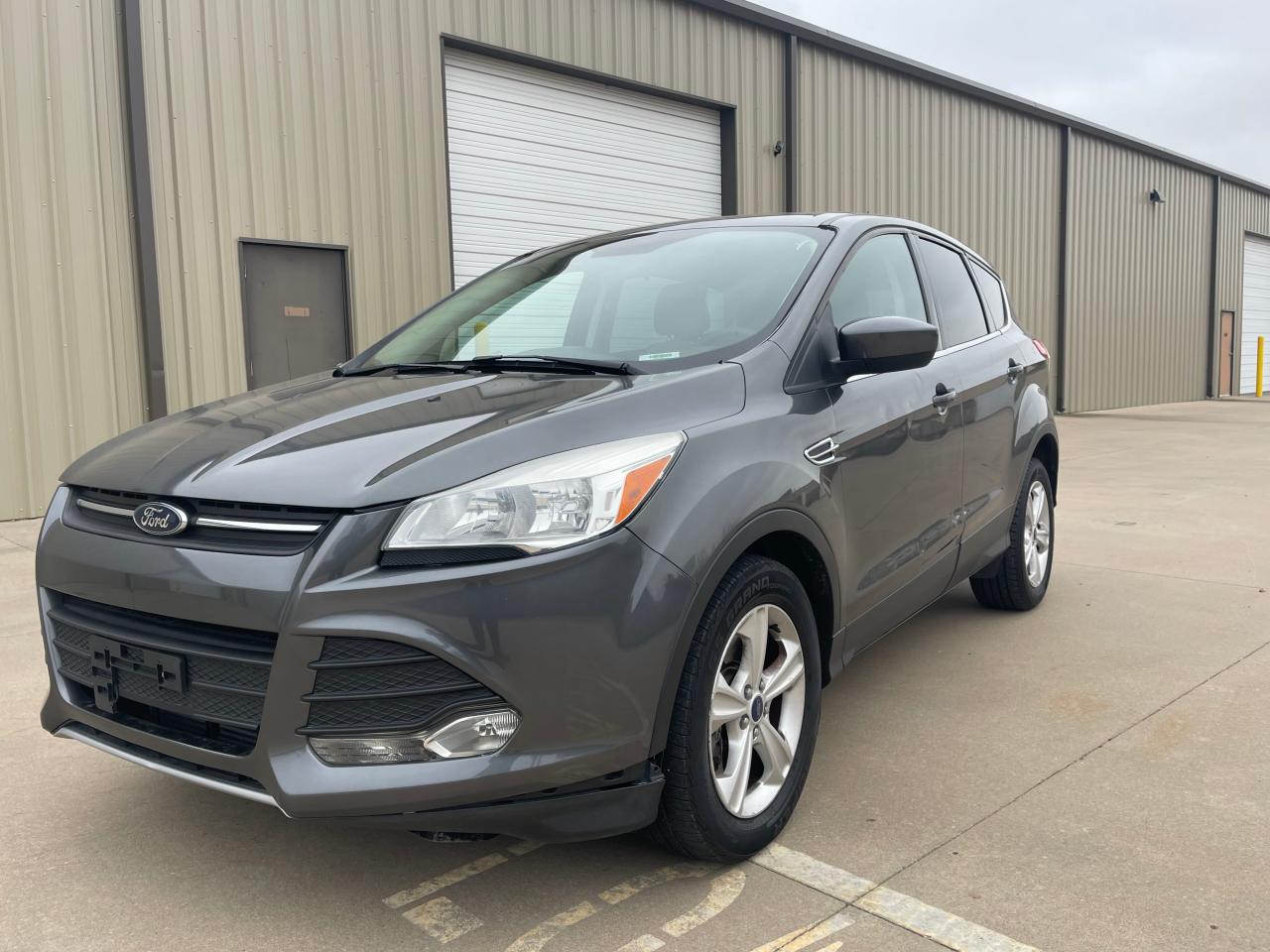 Obraz 2 z 2016 FORD ESCAPE SE 2016 z VIN 1FMCU0G95GUA32219
