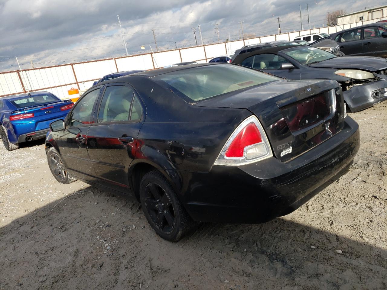 Image 2 of 2007 FORD FUSION SE 2007 with VIN 3FAHP07Z47R111203