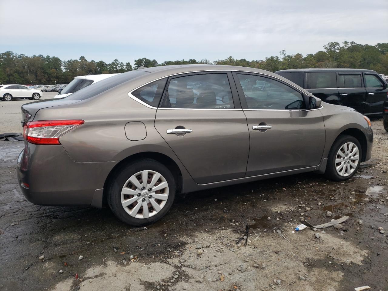 Изображение 3 2015 NISSAN SENTRA S 2015 с VIN 3N1AB7AP0FL685151