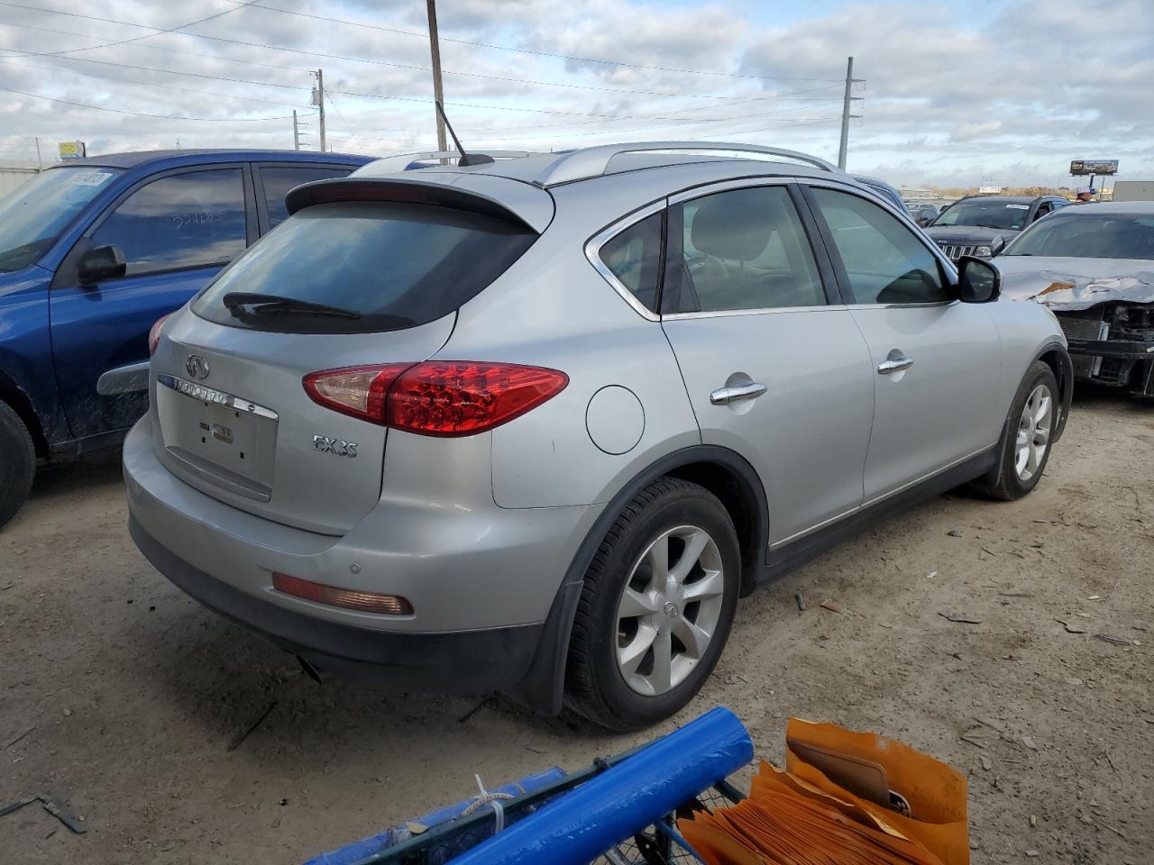 Image 3 of 2011 INFINITI EX35 BASE 2011 with VIN JN1AJ0HP2BM802387