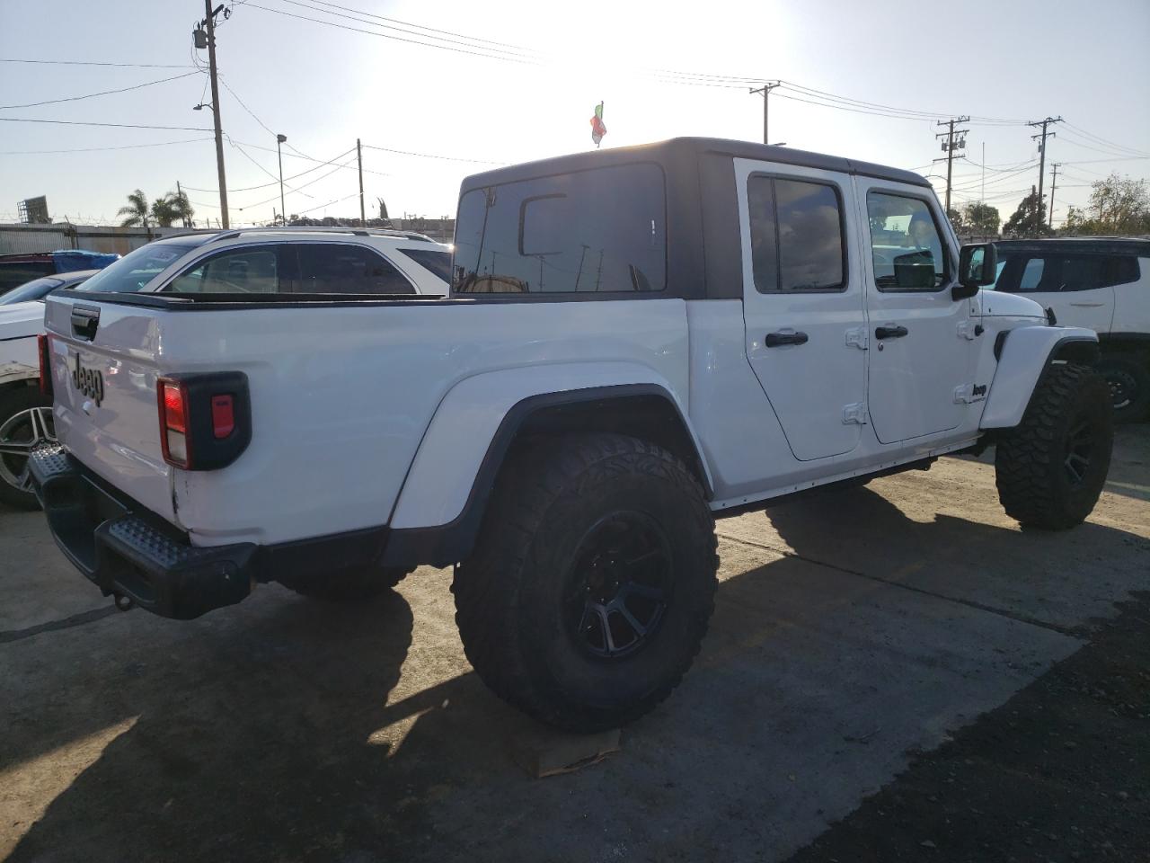 Obraz 3 z 2022 JEEP GLADIATOR SPORT 2022 z VIN 1C6JJTAG3NL134044