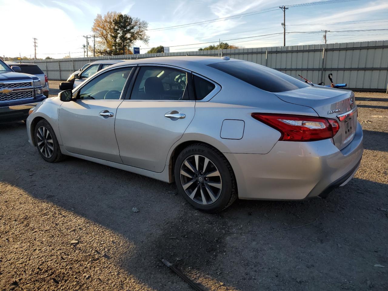 Image 2 of 2017 NISSAN ALTIMA 2.5 2017 with VIN 1N4AL3AP9HC202960