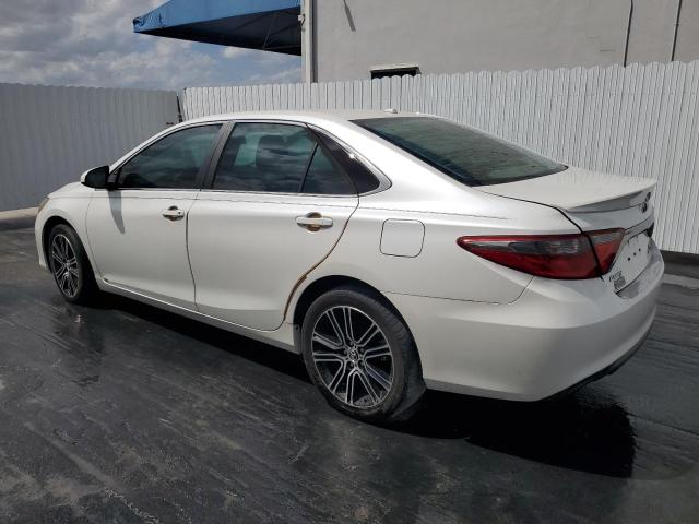 Obraz 2 z 2016 TOYOTA CAMRY LE 2016 z VIN 4T1BF1FK4GU562312
