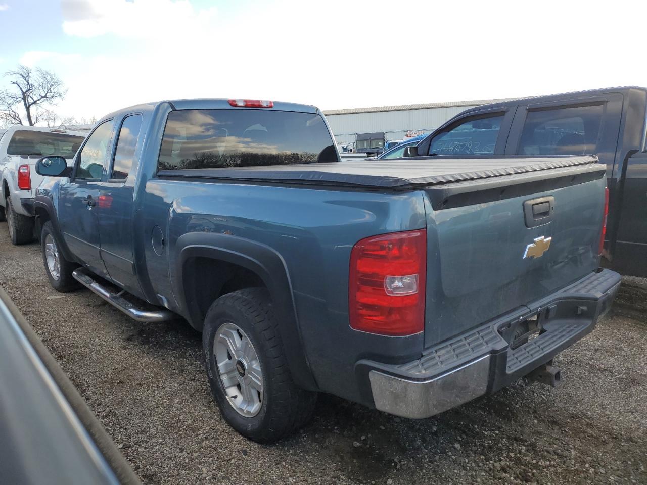 Изображение 2 2007 CHEVROLET SILVERADO K1500 2007 с VIN 2GCEK19J271714034