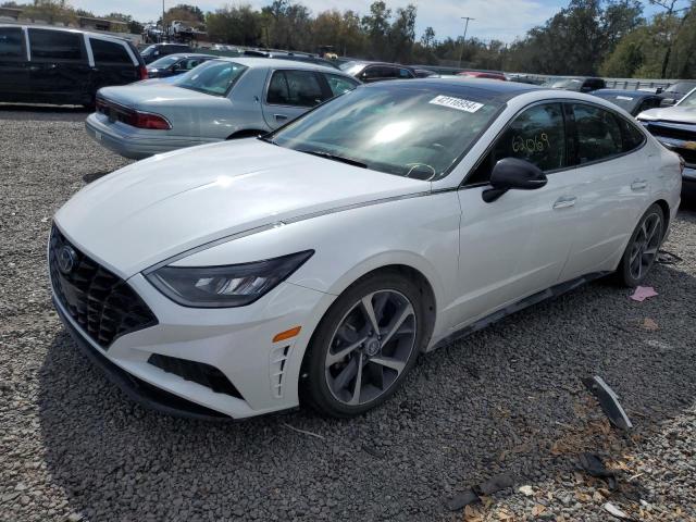 Obraz 1 z 2021 HYUNDAI SONATA SEL PLUS 2021 z VIN 5NPEJ4J24MH106194