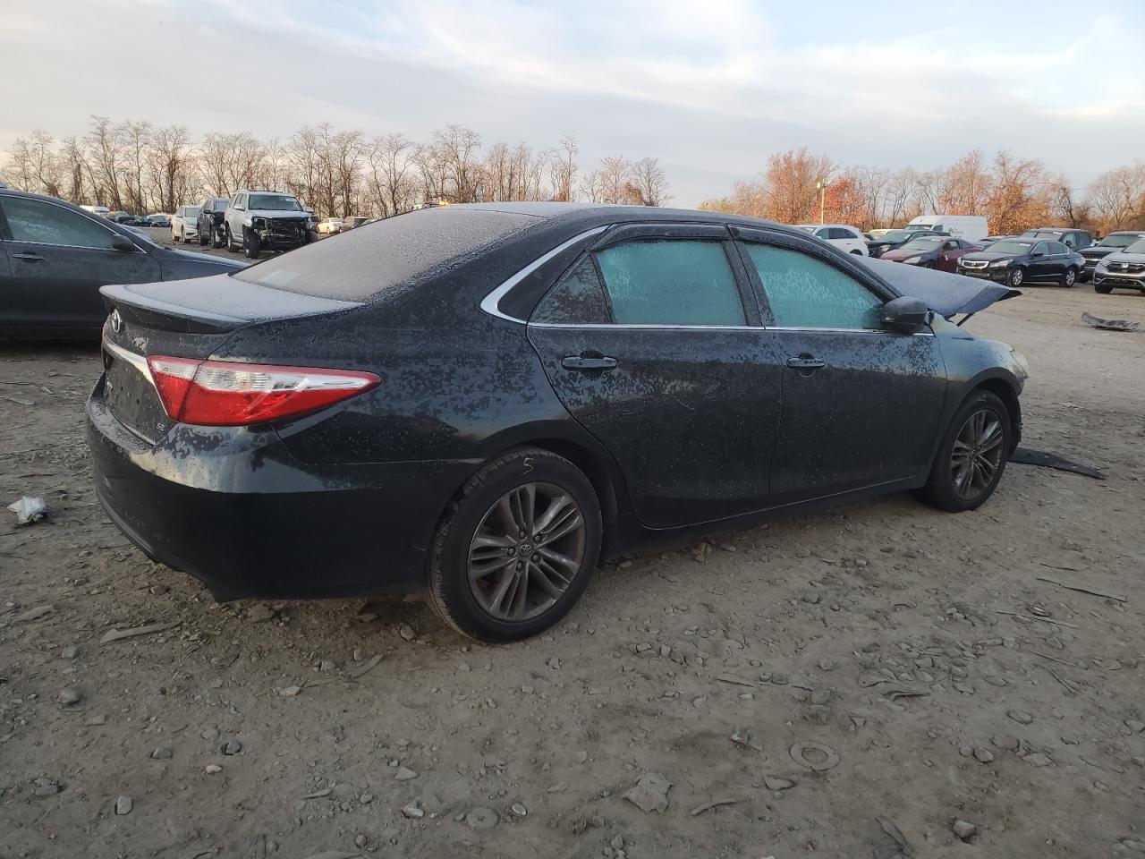 Image 3 of 2015 TOYOTA CAMRY LE 2015 with VIN 4T1BF1FK7FU034584