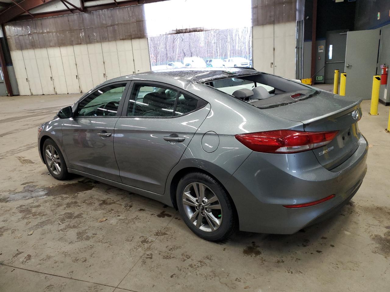 Image 2 of 2017 HYUNDAI ELANTRA SE 2017 with VIN KMHD84LF7HU075778