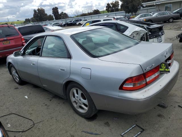 Изображение 2 2001 LEXUS ES 300 2001 с VIN JT8BF28G910324620