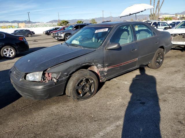 Obraz 2000 TOYOTA CAMRY LE 2000