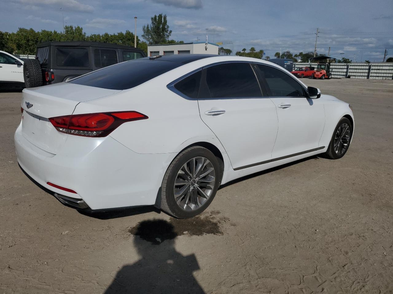 Obraz 3 z 2015 HYUNDAI GENESIS 3.8L 2015 z VIN KMHGN4JE0FU076056