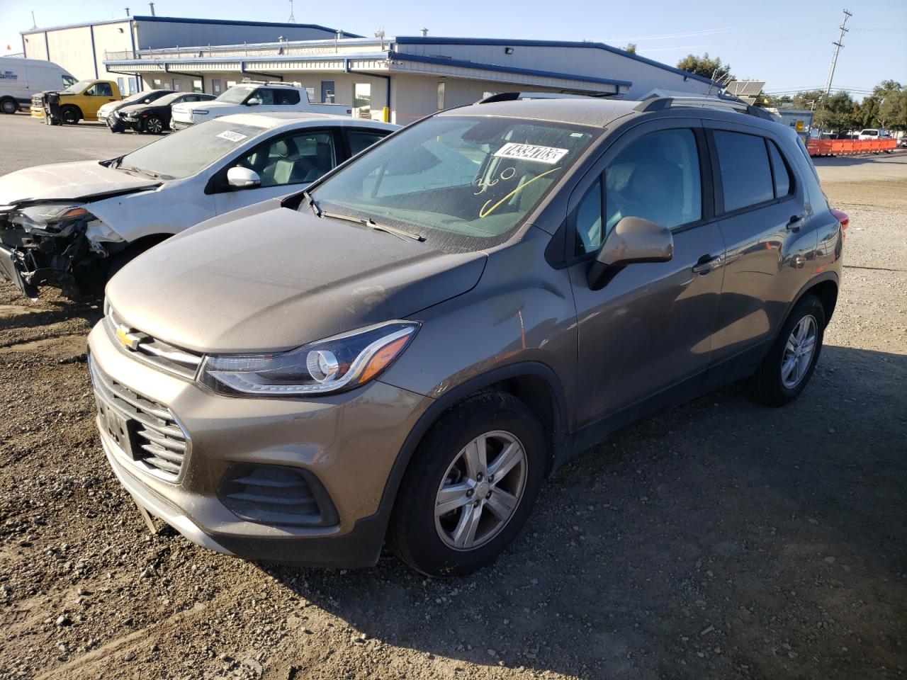 Image 1 of 2021 CHEVROLET TRAX 1LT 2021 with VIN KL7CJLSM9MB361195