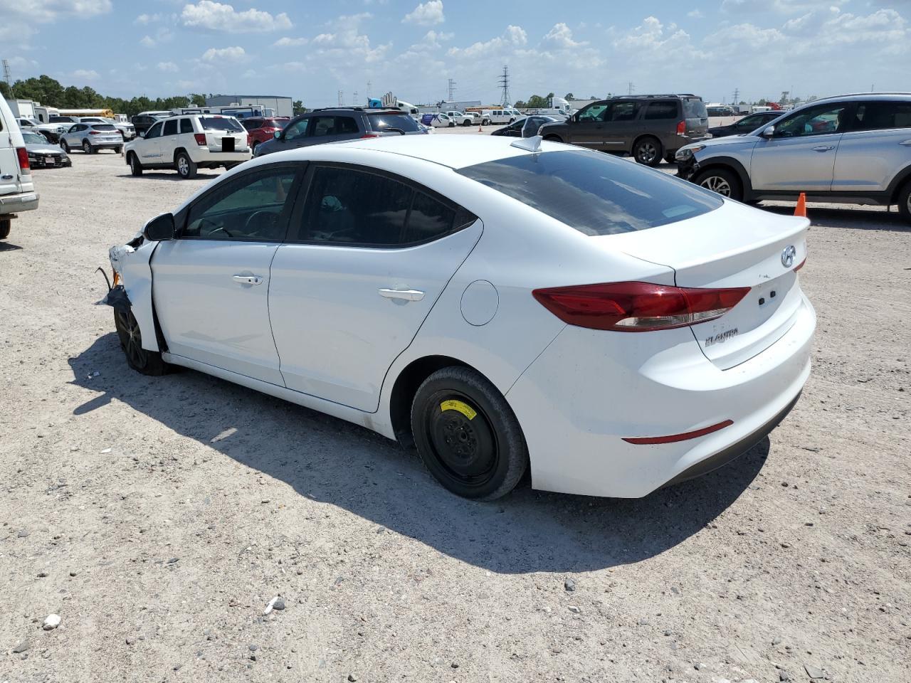 Obraz 2 z 2017 HYUNDAI ELANTRA SE 2017 z VIN 5NPD84LFXHH135325
