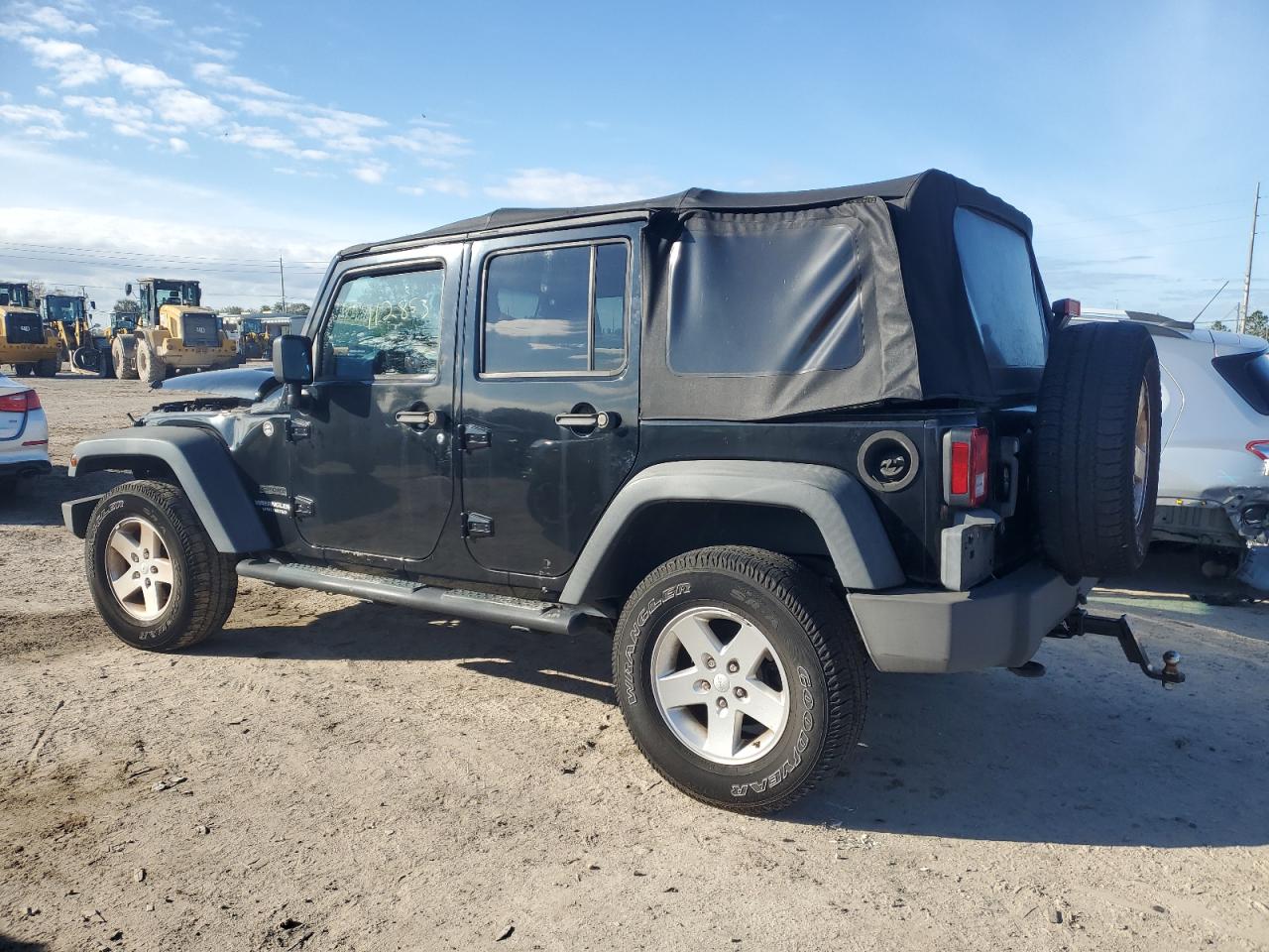 Изображение 2 2010 JEEP WRANGLER UNLIMITED SPORT 2010 с VIN 1J4BA3H18AL138819
