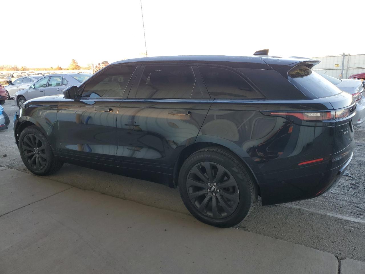 Image 2 of 2019 LAND ROVER RANGE ROVER VELAR R-DYNAMIC SE 2019 with VIN SALYL2EX9KA783658