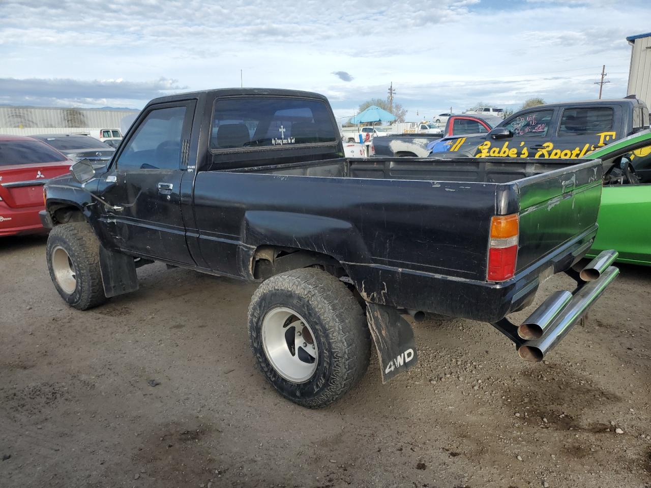 Obraz 2 z 1988 TOYOTA PICKUP RN63 STD 1988 z VIN JT4RN63A5J0198947