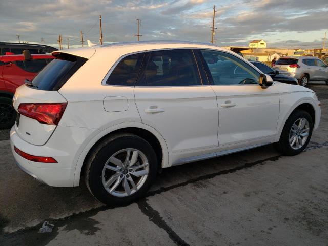 Image 3 of 2020 AUDI Q5 PREMIUM 2020 with VIN WA1ANAFY7L2038322