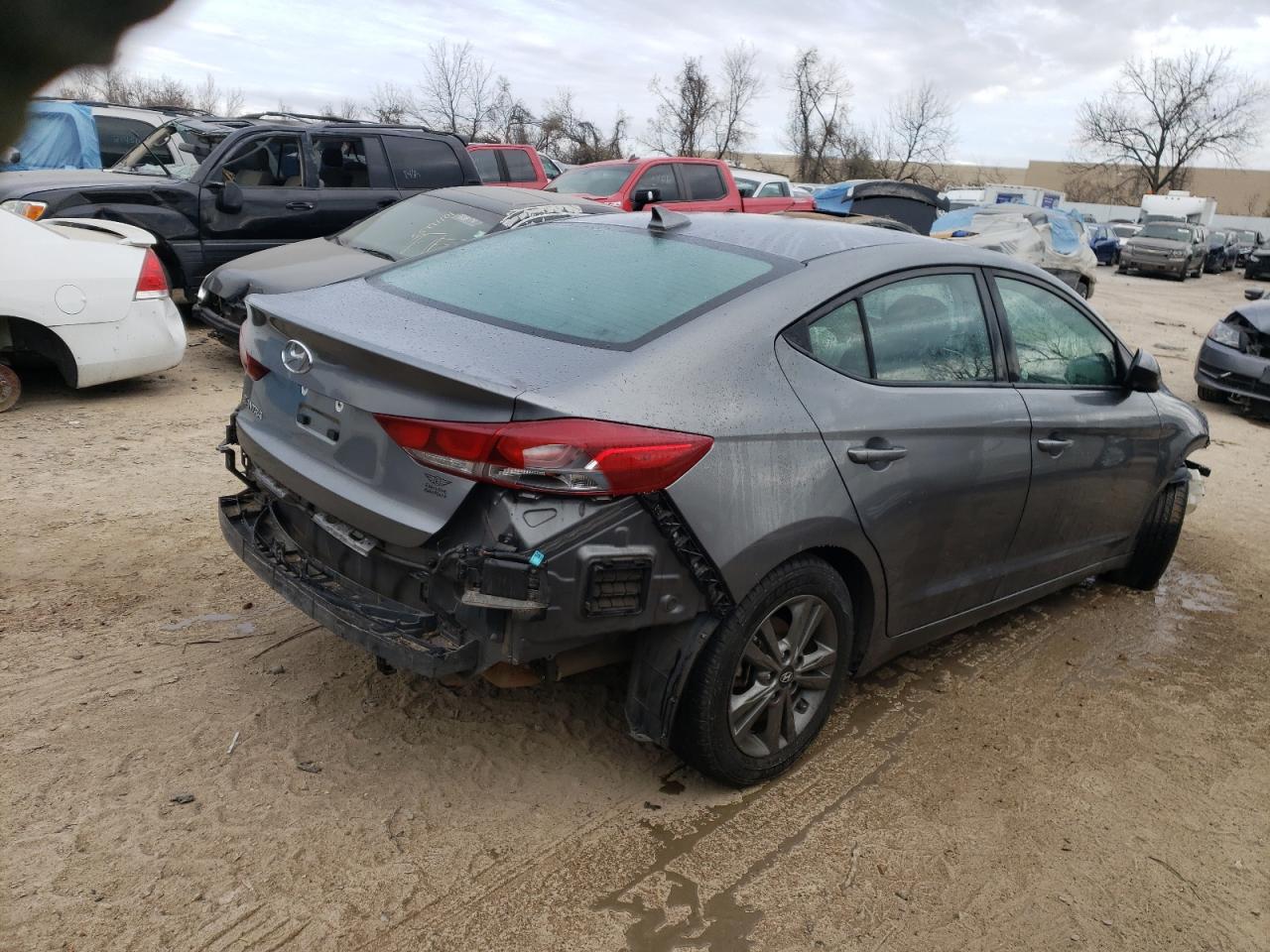 Изображение 3 2018 HYUNDAI ELANTRA SEL 2018 с VIN 5NPD84LF2JH258610