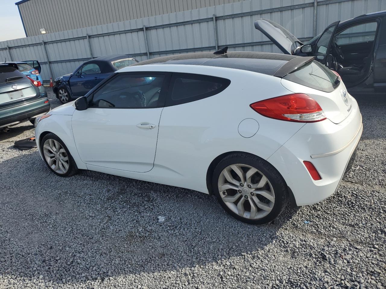Image 2 of 2012 HYUNDAI VELOSTER  2012 with VIN KMHTC6AD6CU080602