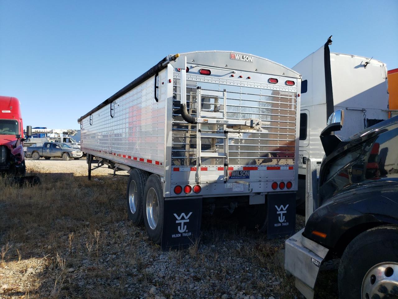 Image 3 of 2018 WFAL 20ALAILER 2018 with VIN 4WW4412AXJ7715439