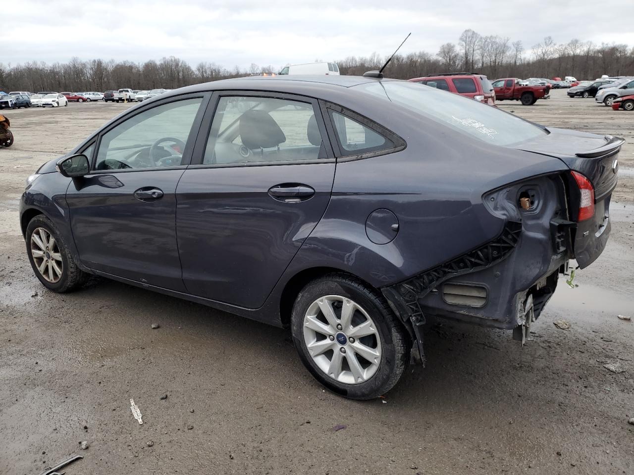 Image 2 of 2013 FORD FIESTA SE 2013 with VIN 3FADP4BJ5DM204005