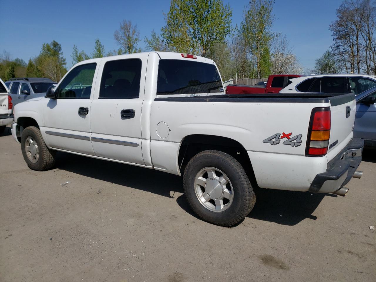 Изображение 2 2007 GMC NEW SIERRA K1500 2007 с VIN 2GTEK13V571183410