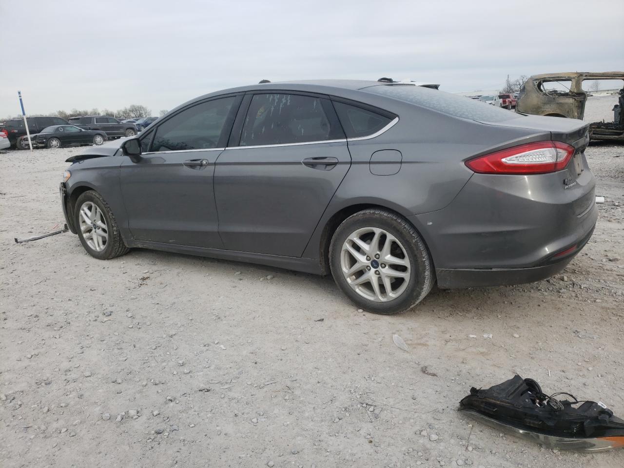 Image 2 of 2013 FORD FUSION SE 2013 with VIN 3FA6P0HRXDR388150
