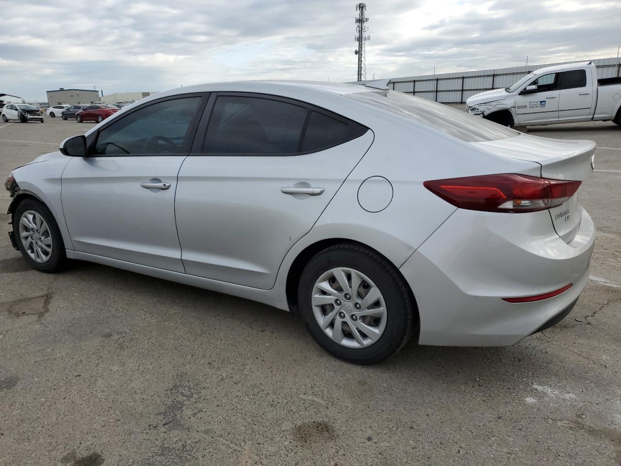 Изображение 2 2017 HYUNDAI ELANTRA SE 2017 с VIN KMHD74LF3HU424826