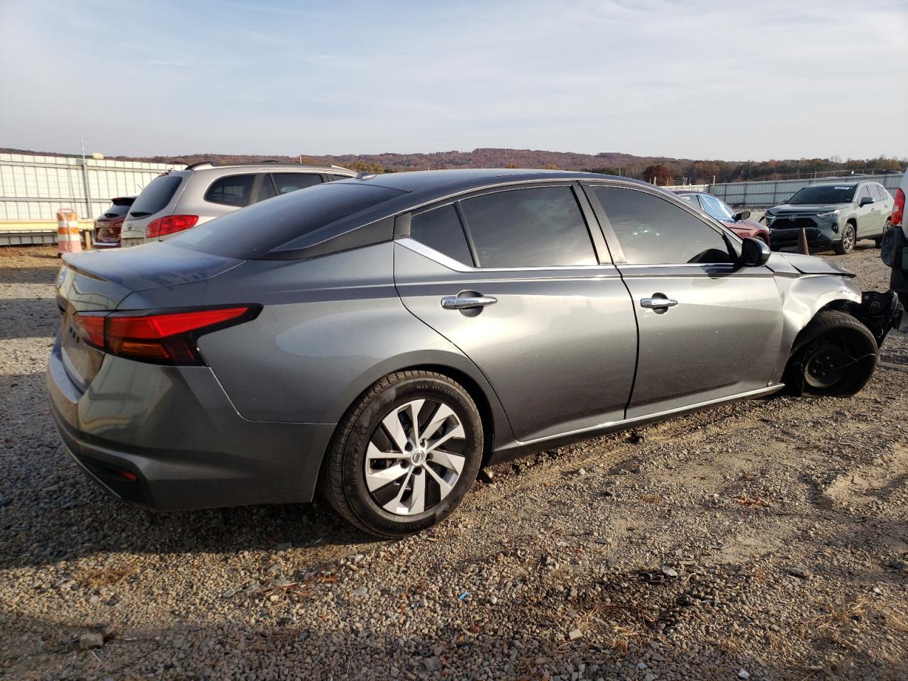 Изображение 3 2020 NISSAN ALTIMA S 2020 с VIN 1N4BL4BV8LC198044
