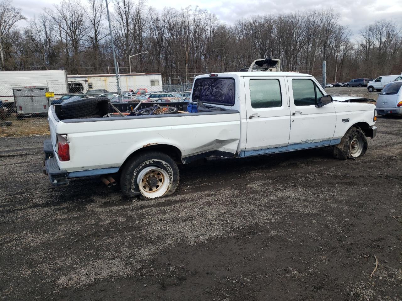 Image 3 of 1995 FORD F350  1995 with VIN 1FTJW35H2SEA28259