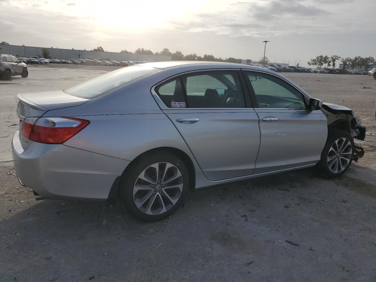 Obraz 3 z 2015 HONDA ACCORD SPORT 2015 z VIN 1HGCR2F57FA060489