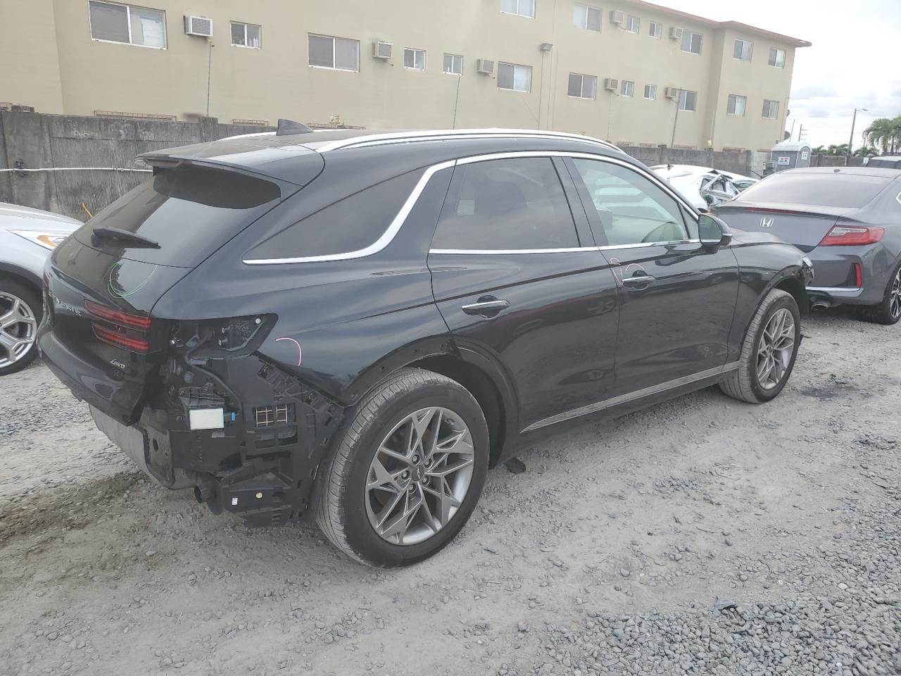 Изображение 3 2022 GENESIS GV70 BASE 2022 с VIN KMUMADTB2NU060524