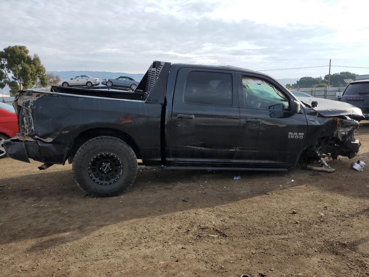 Obraz 3 z 2016 RAM 1500 ST 2016 z VIN 1C6RR7KT9GS305693