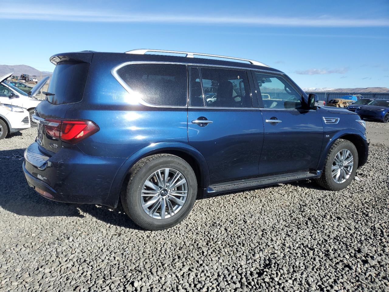Изображение 3 2020 INFINITI QX80 LUXE 2020 с VIN JN8AZ2NE8L9255364