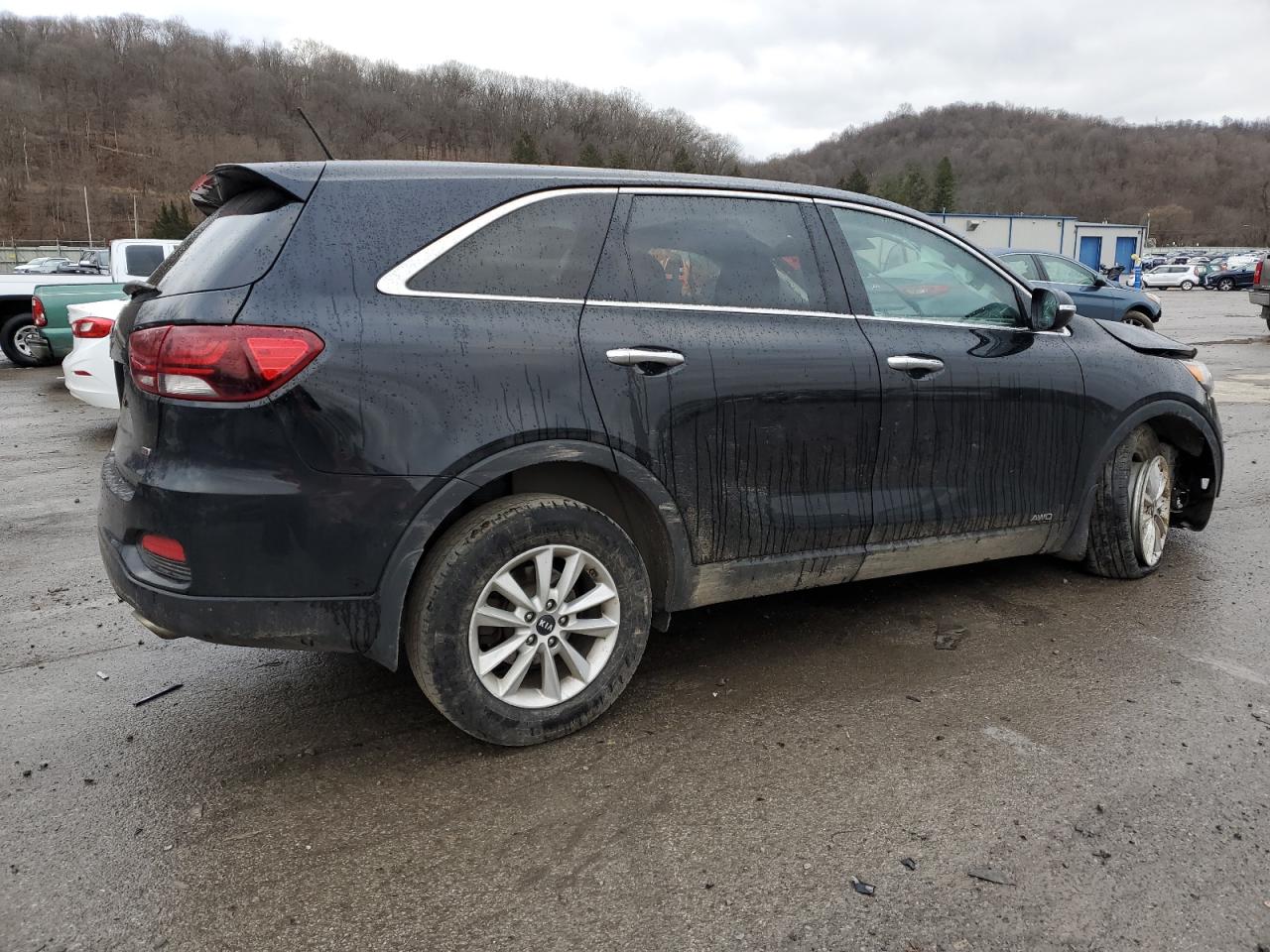 Obraz 3 z 2020 KIA SORENTO L 2020 z VIN 5XYPGDA33LG625064